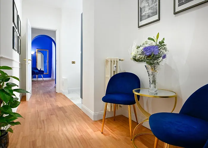 Royal Blue Rom