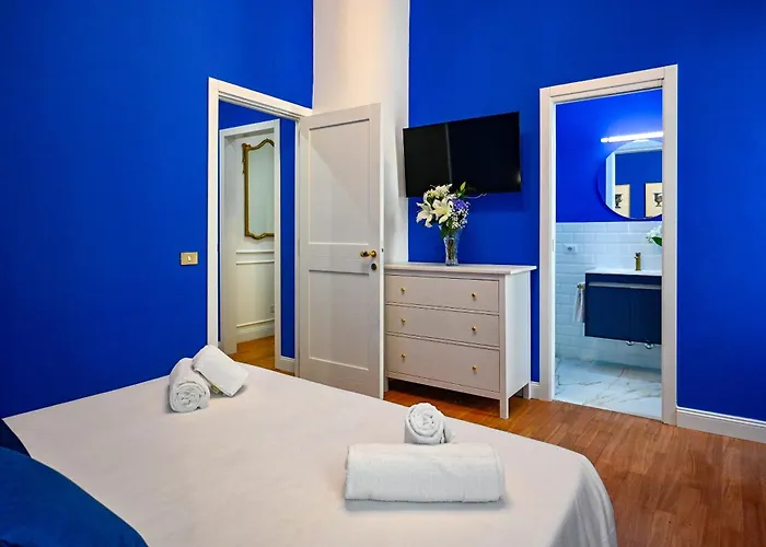 Royal Blue *